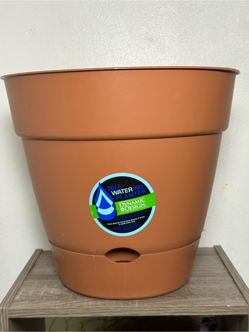 Self Watering Planter Pot - Terracotta